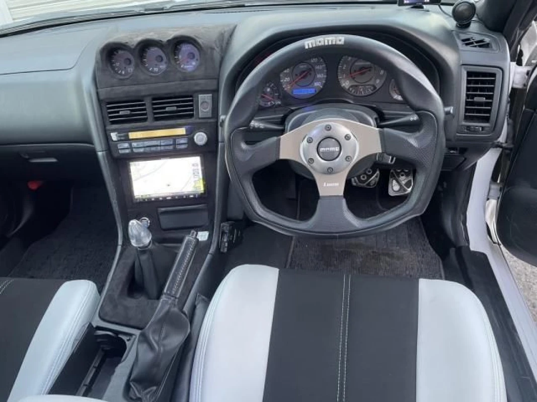 Nissan Skyline 1999 - Thumbnail 6