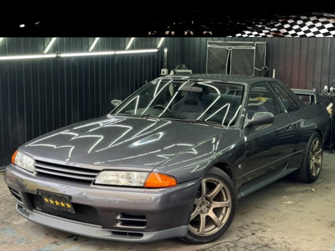 Nissan Nissan Skyline BNR32 - View 1