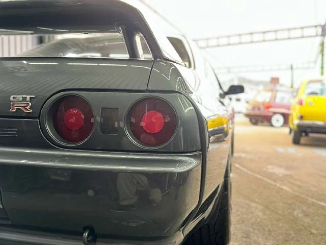 Nissan Skyline 1992 - Thumbnail 14