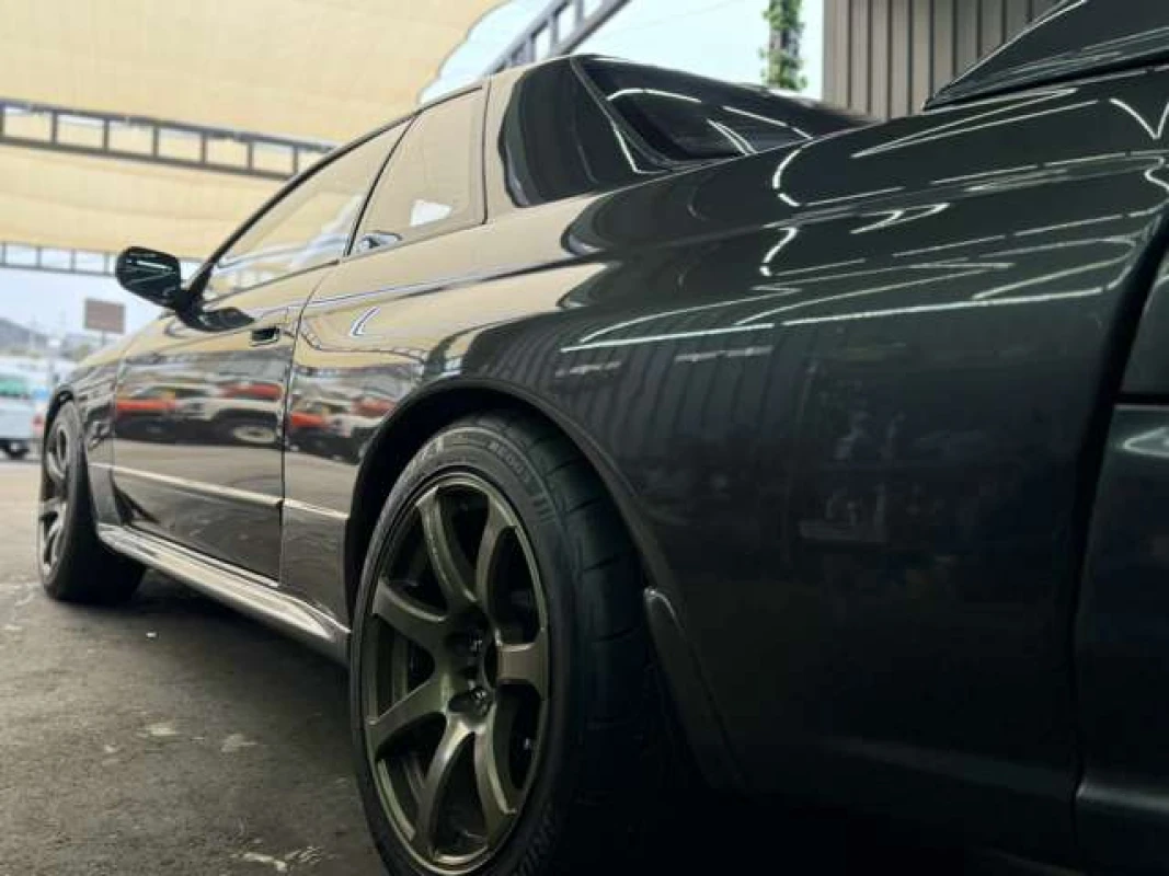 Nissan Skyline 1992 - Thumbnail 18