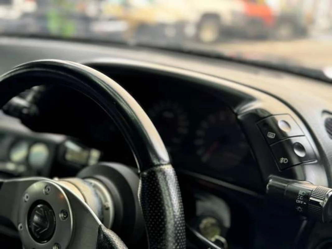 Nissan Skyline 1992 - Thumbnail 26