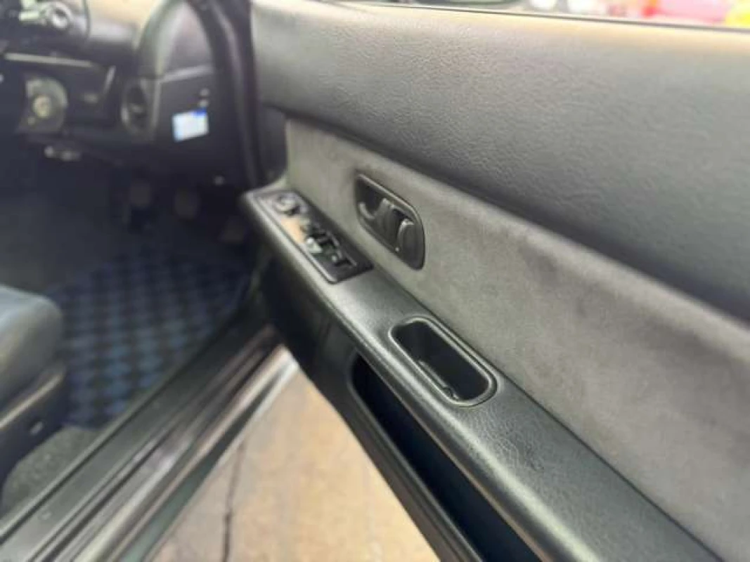 Nissan Skyline 1992 - Thumbnail 34