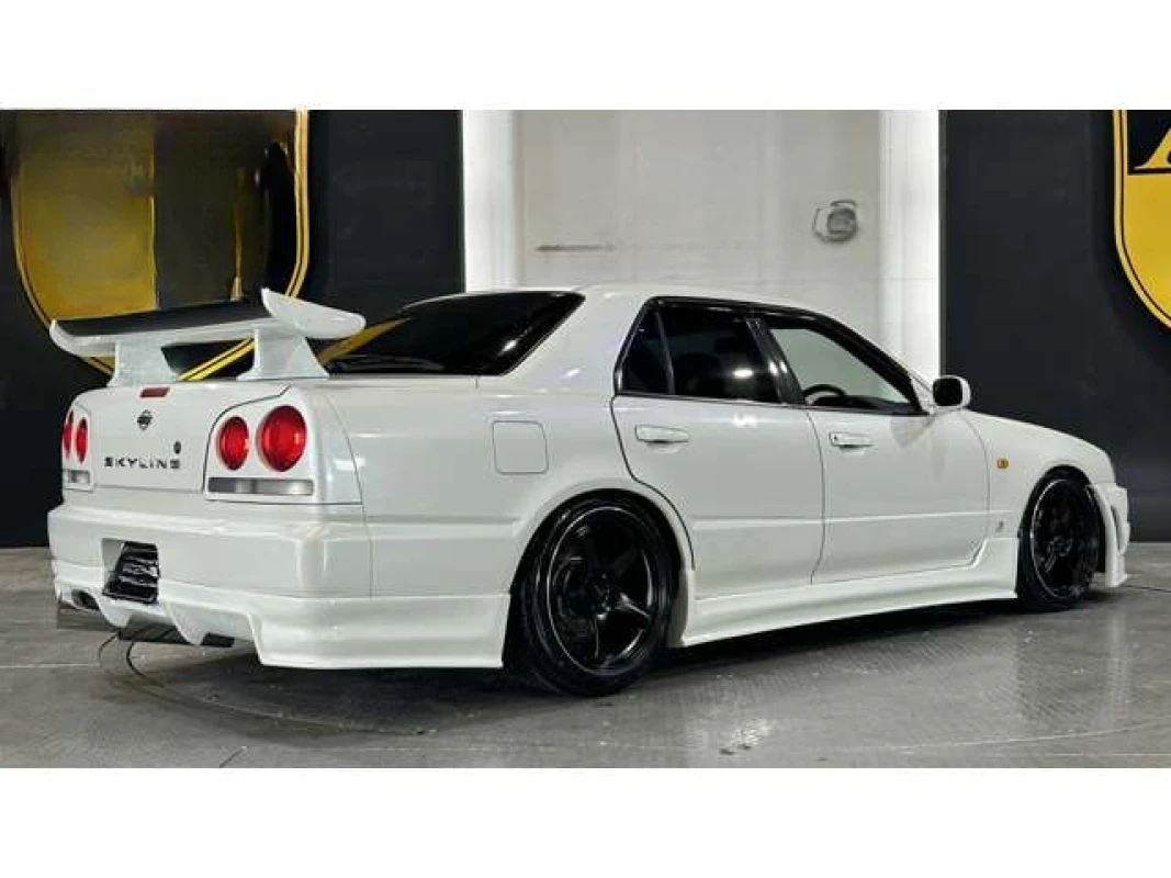 Nissan Nissan Skyline HR34 - View 2