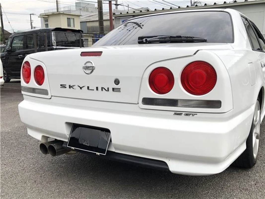Nissan Nissan Skyline ER34 - View 2