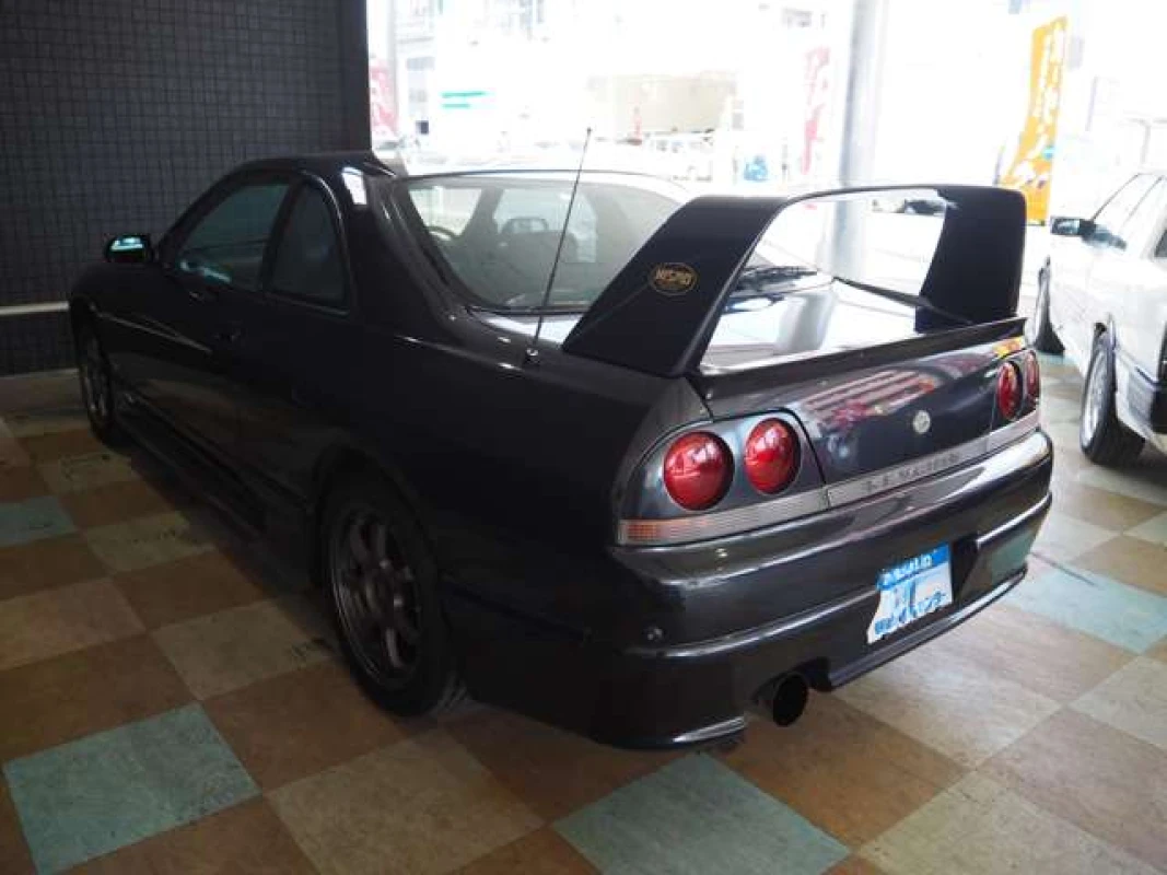 Nissan Skyline 1995 - Thumbnail 8