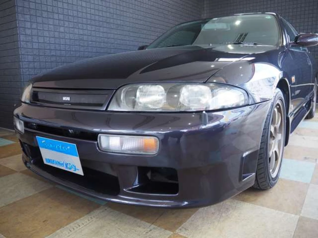 Nissan Skyline 1995 - Thumbnail 10