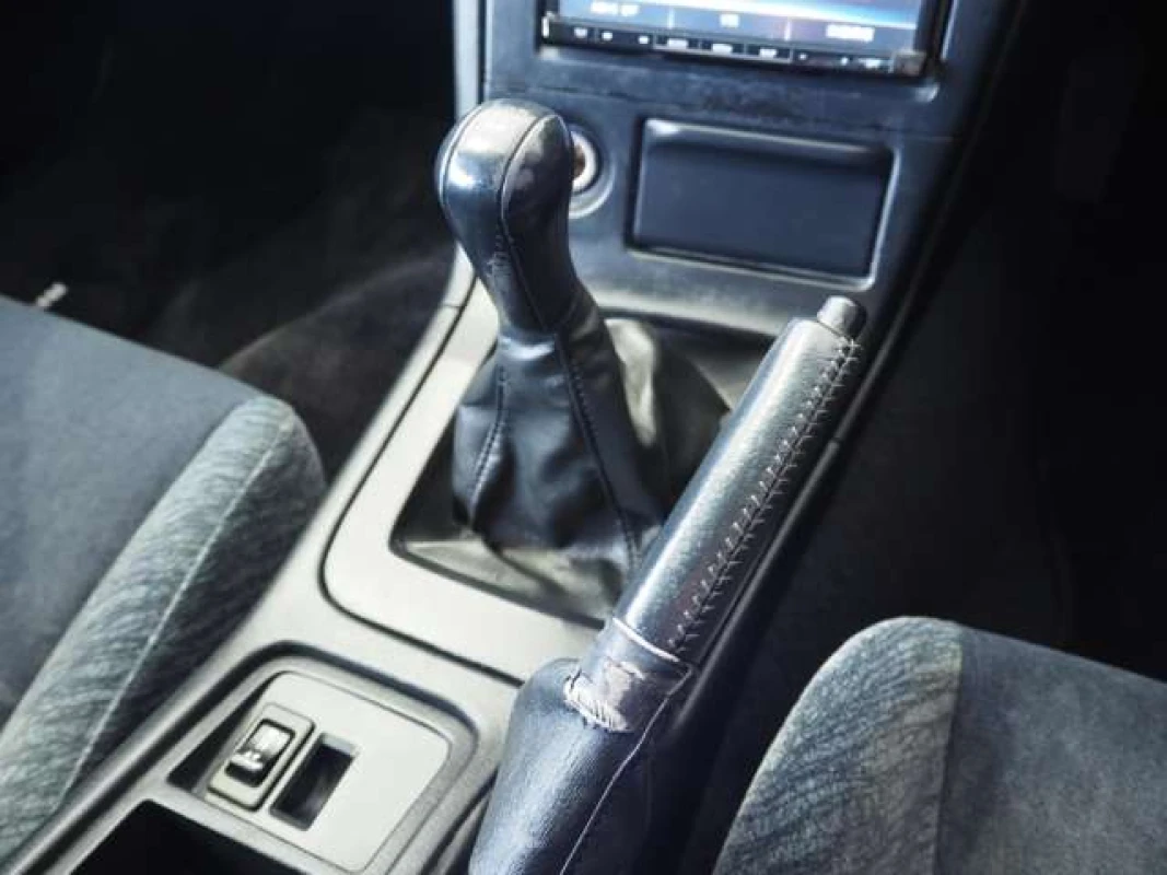 Nissan Skyline 1995 - Thumbnail 25