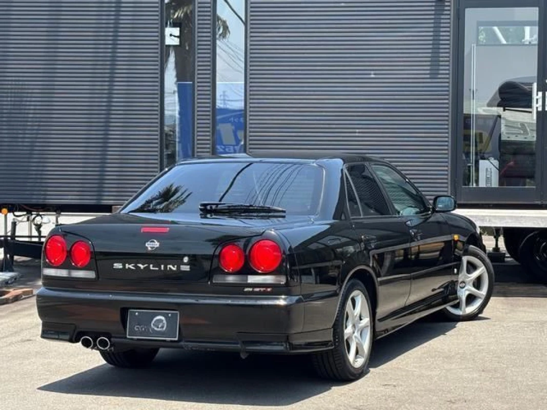 Nissan Nissan Skyline ER34 - View 2