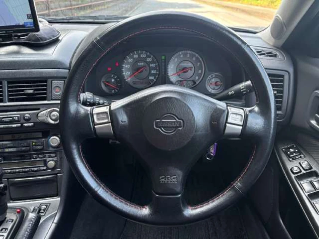 Nissan Skyline 1998 - Thumbnail 13