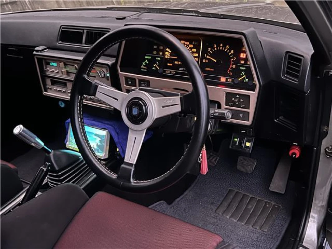 Nissan Skyline 1984 - Thumbnail 16