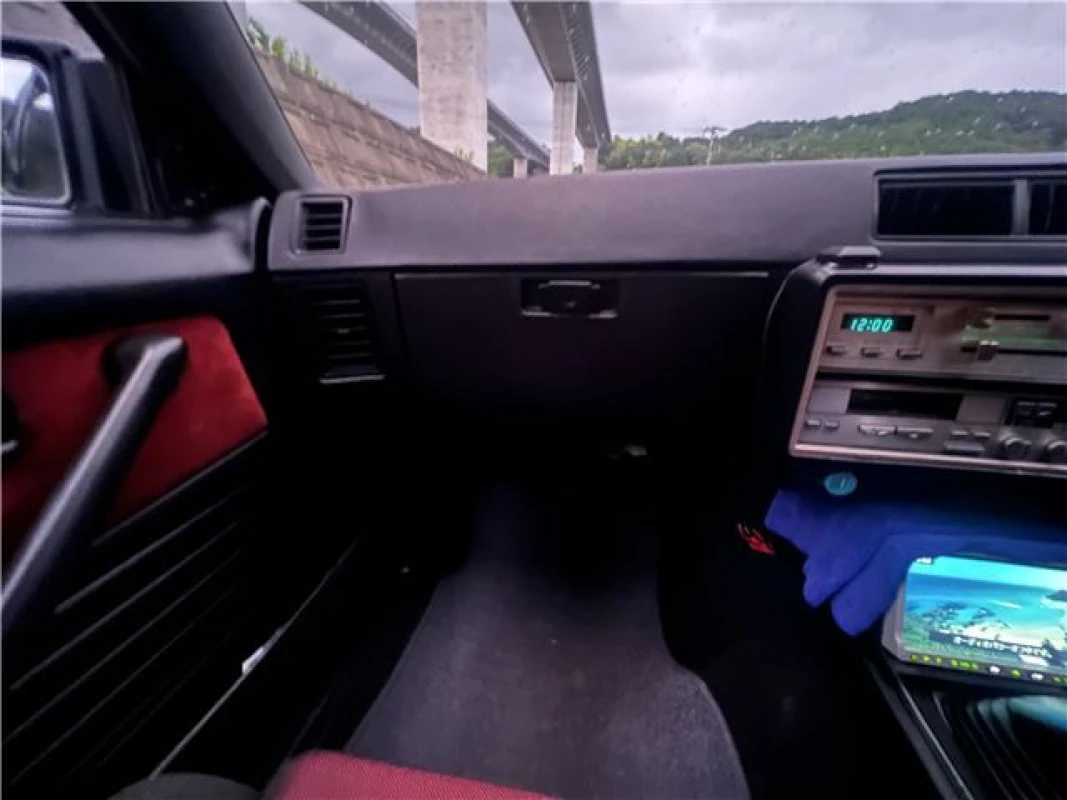 Nissan Skyline 1984 - Thumbnail 19