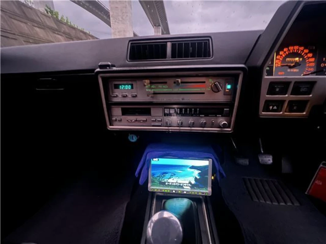 Nissan Skyline 1984 - Thumbnail 20