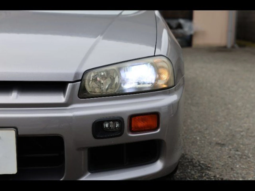 Nissan Skyline 1999 - Thumbnail 6