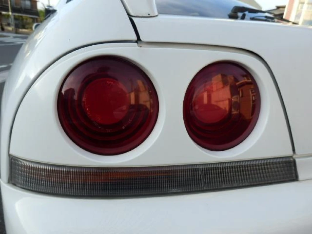 Nissan Skyline 1997 - Thumbnail 9