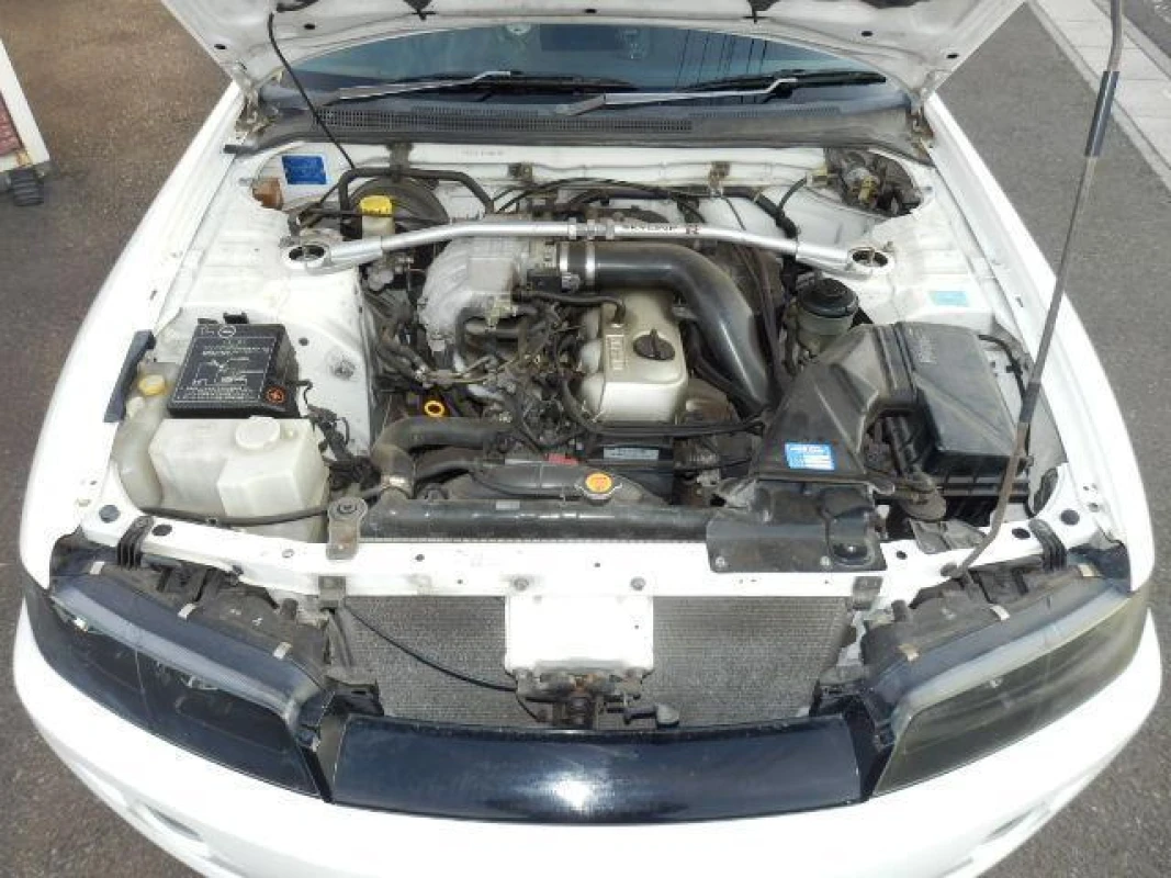 Nissan Skyline 1997 - Thumbnail 32
