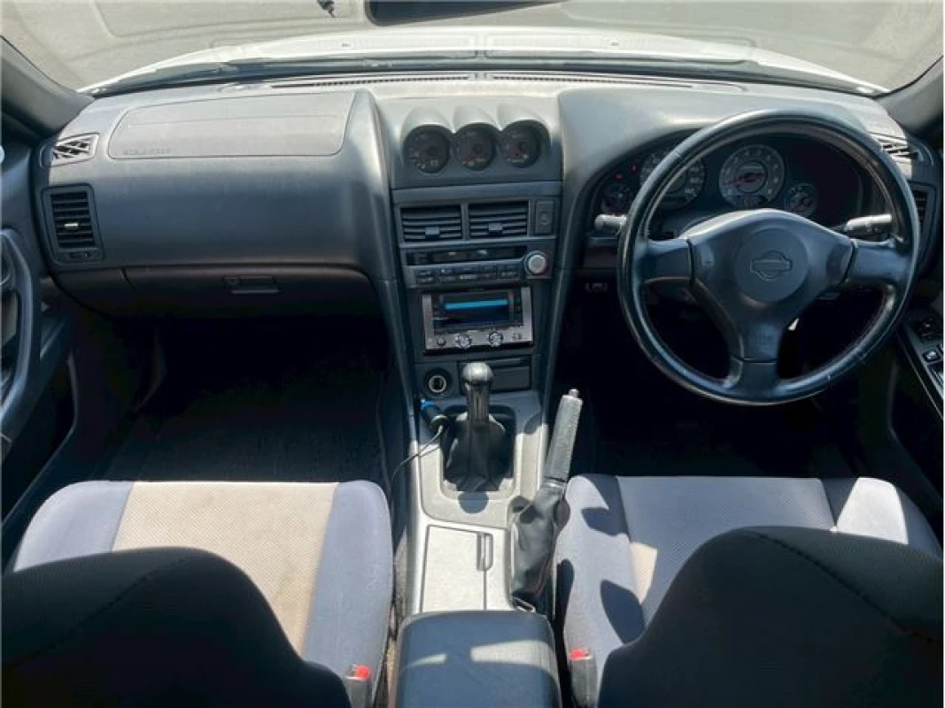 Nissan Skyline 1998 - Gallery View