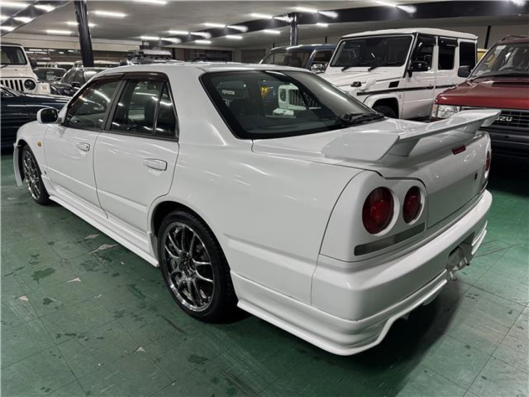 Nissan Nissan Skyline HR34 - View 2