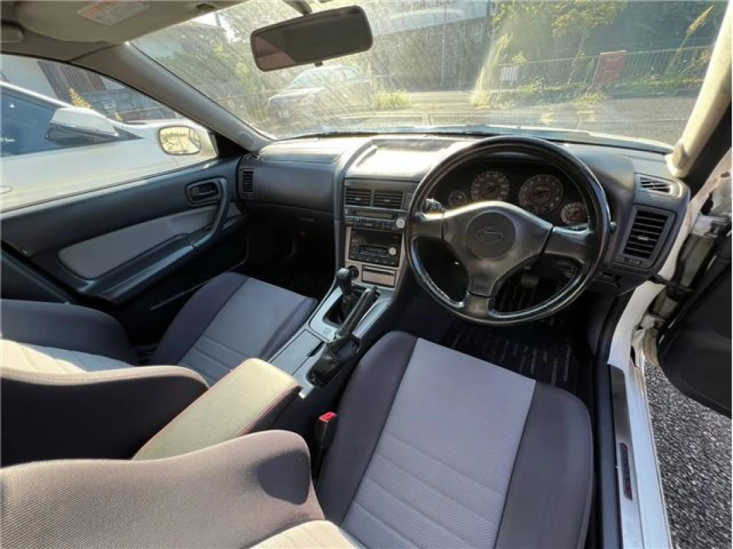 Nissan Nissan Skyline ER34 - View 5