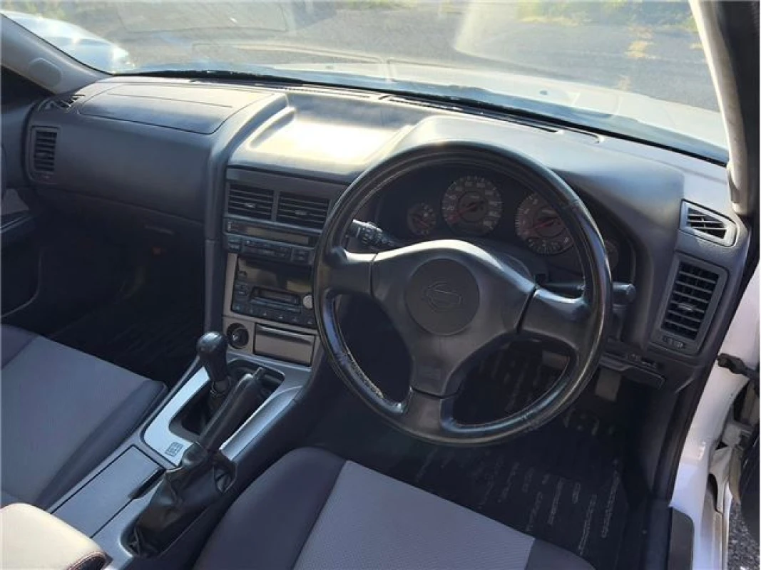 Nissan Skyline 1999 - Gallery View