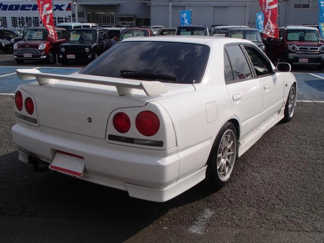 Nissan Skyline 1999 - Thumbnail 10