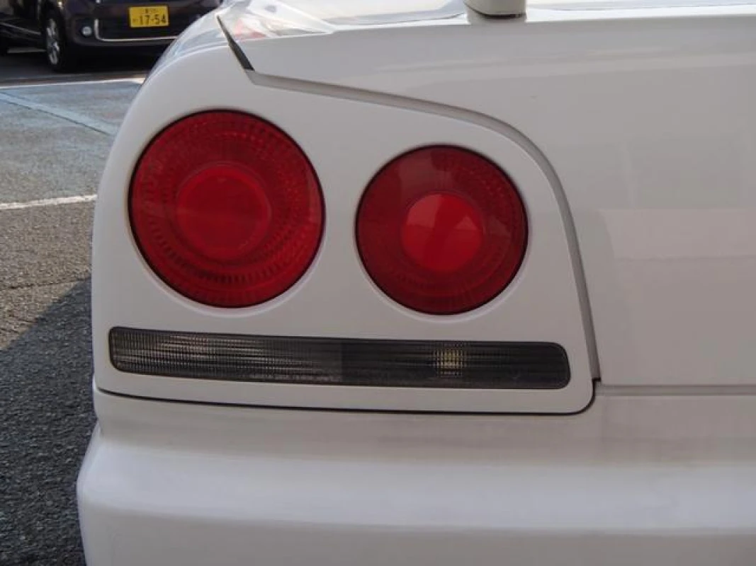 Nissan Skyline 1999 - Thumbnail 19
