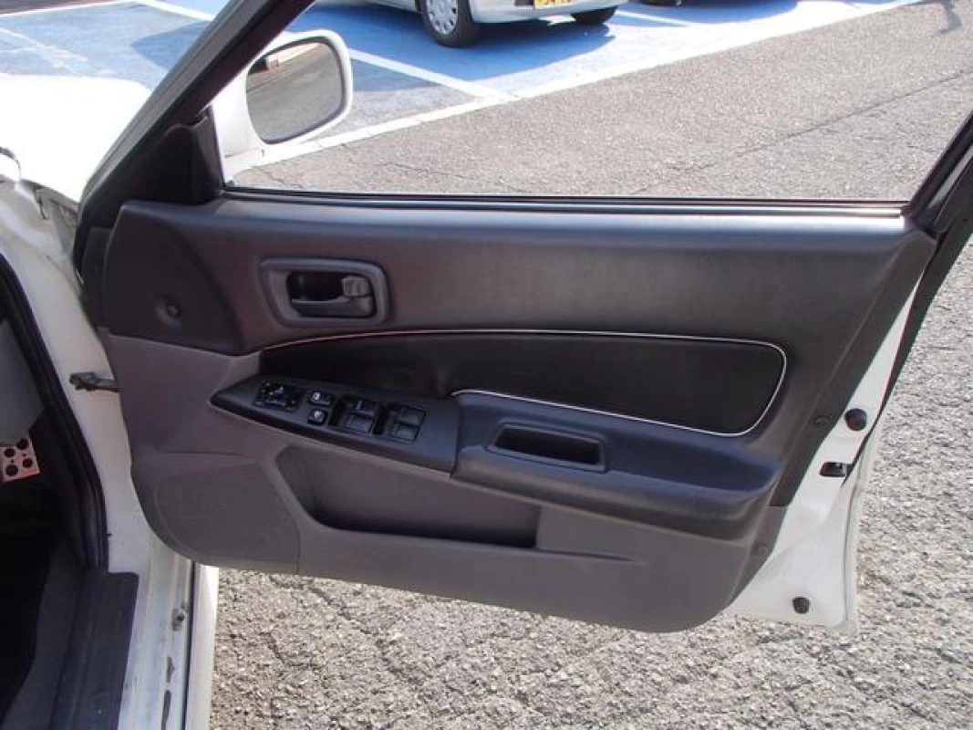 Nissan Skyline 1999 - Thumbnail 26