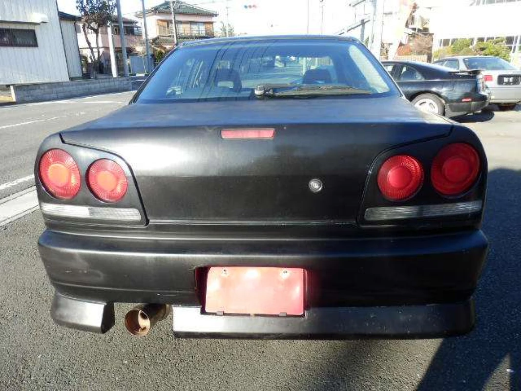 Nissan Skyline 1999 - Thumbnail 6