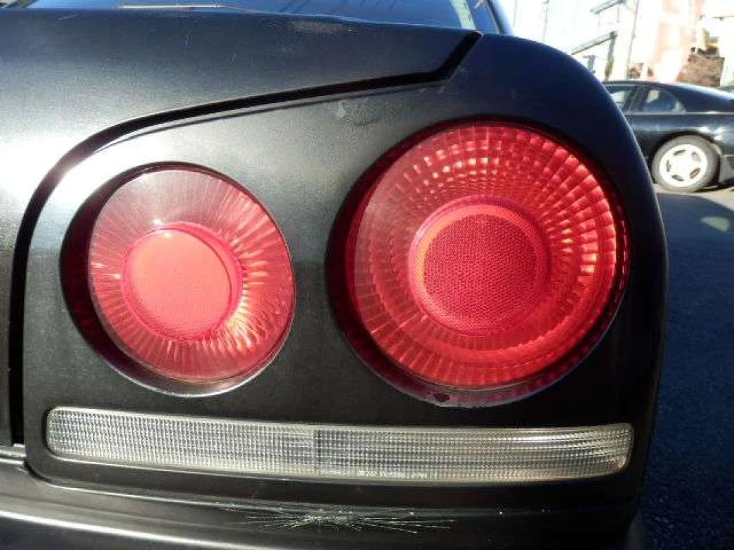 Nissan Skyline 1999 - Thumbnail 9