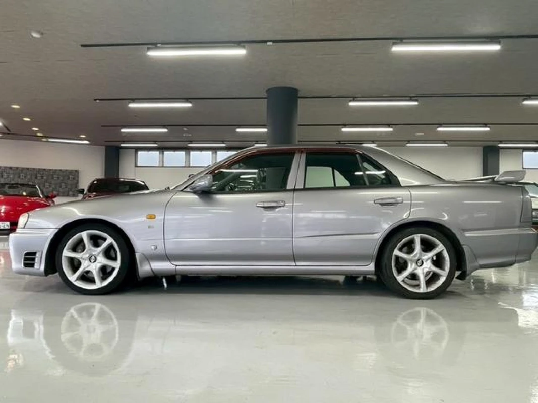 Nissan Skyline 1998 - Thumbnail 9