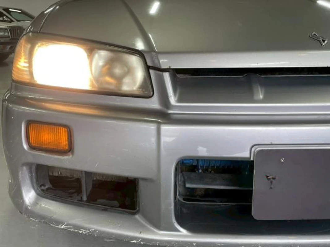 Nissan Skyline 1998 - Thumbnail 10