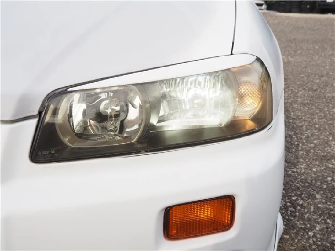 Nissan Skyline 1998 - Thumbnail 10