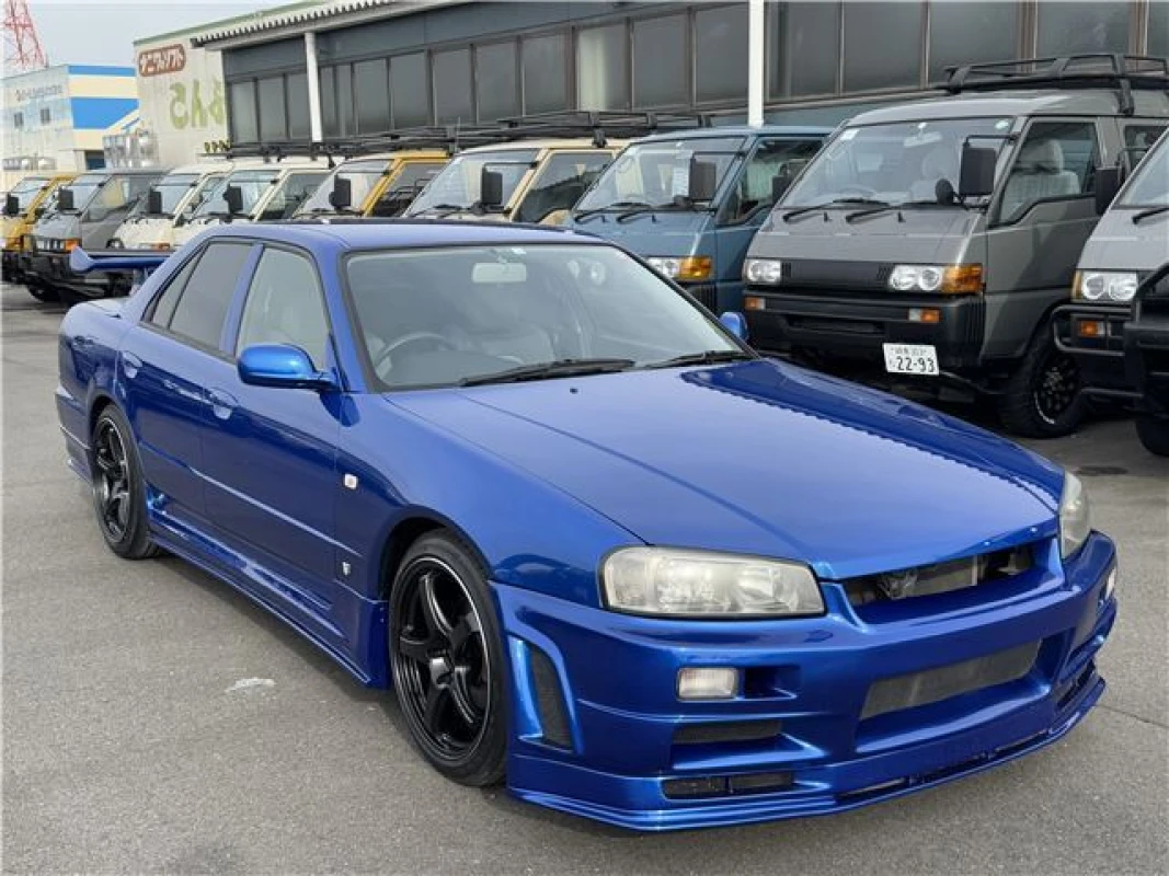 Nissan Nissan Skyline HR34 - View 3