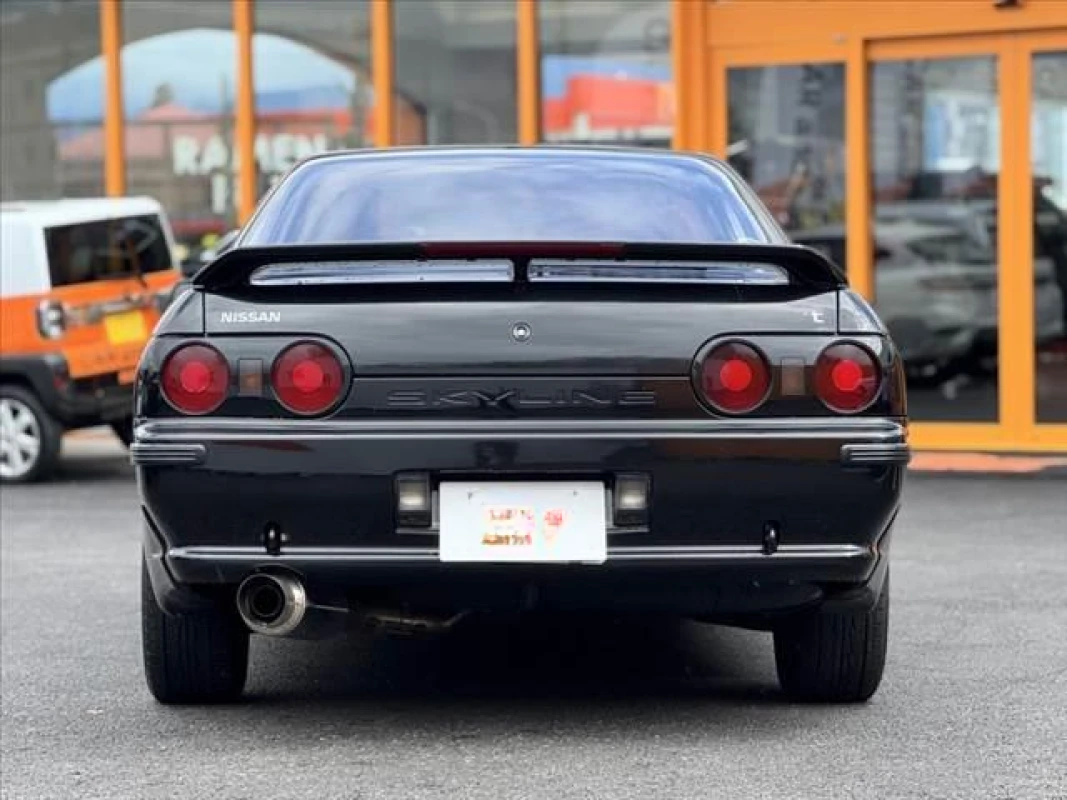 Nissan Skyline 1991 - Thumbnail 6