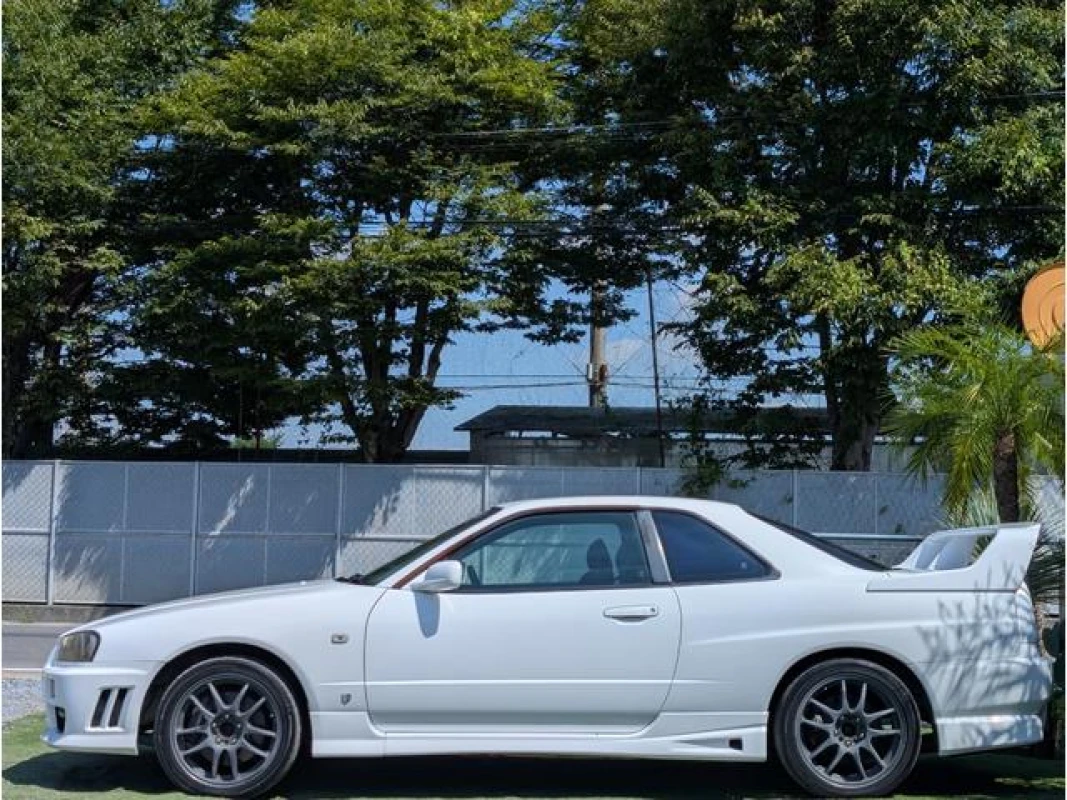 Nissan Skyline 1999 - Thumbnail 9