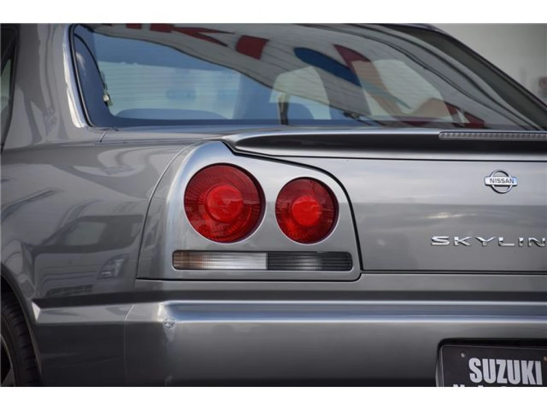 Nissan Skyline 2001 - Thumbnail 9