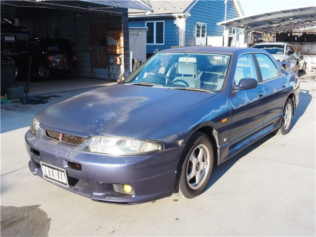 Nissan Skyline 1995 - Thumbnail 6