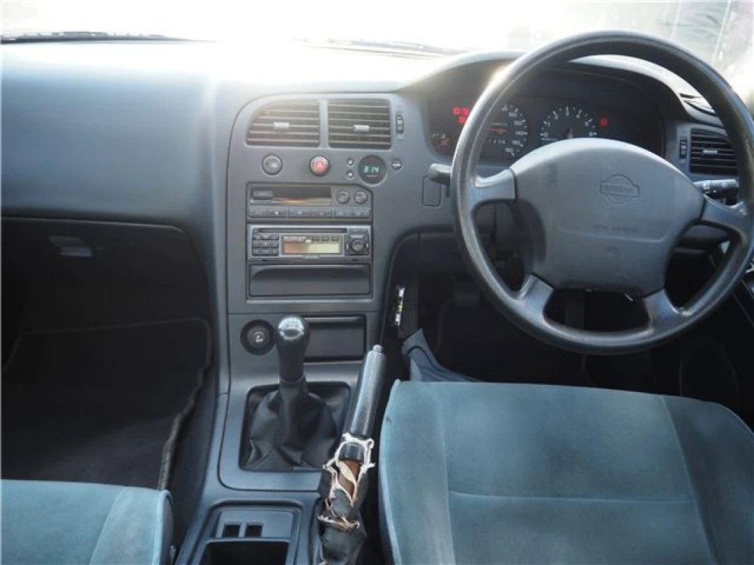 Nissan Skyline 1995 - Thumbnail 17