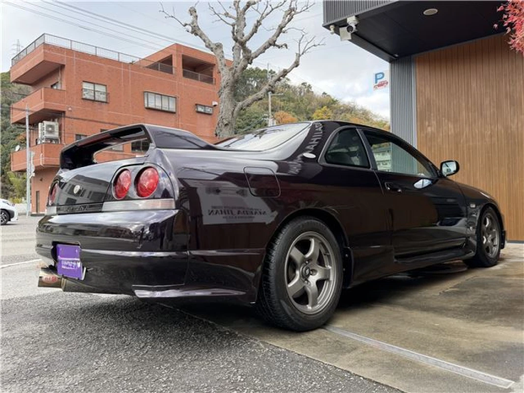 Nissan Skyline 1997 - Thumbnail 6