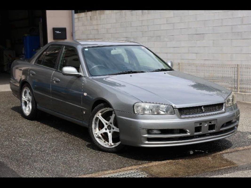 Nissan Nissan  Skyline - View 1