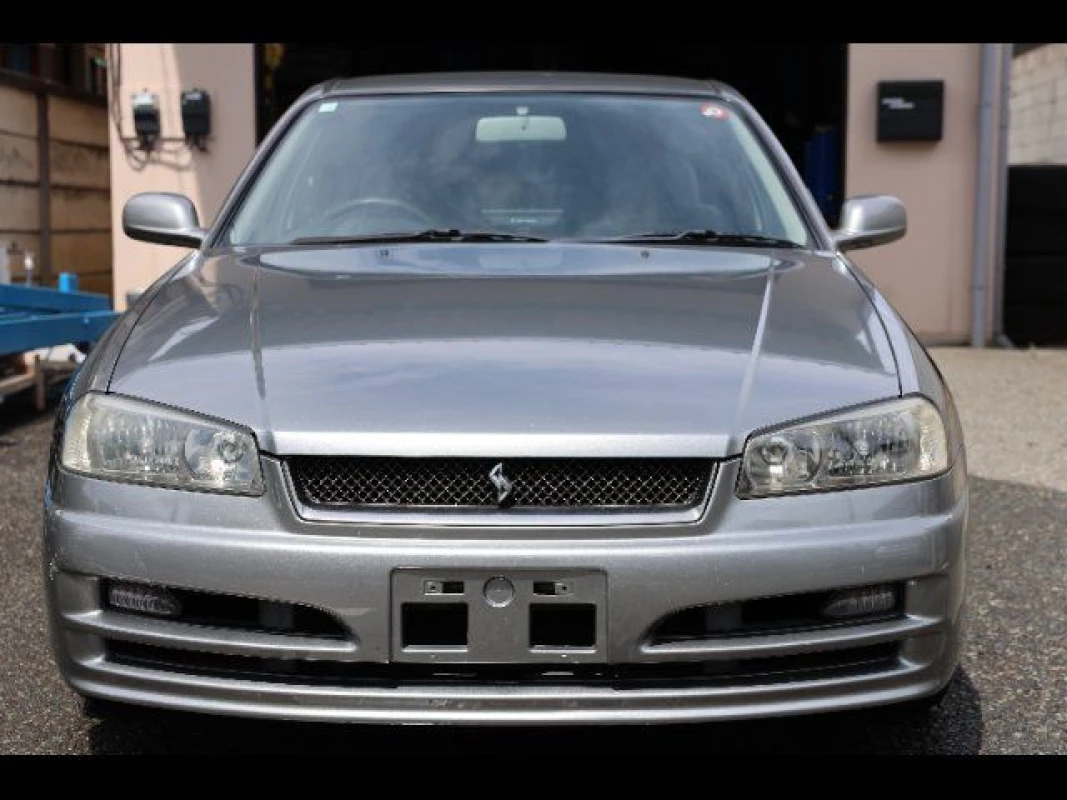 Nissan Nissan  Skyline - View 2