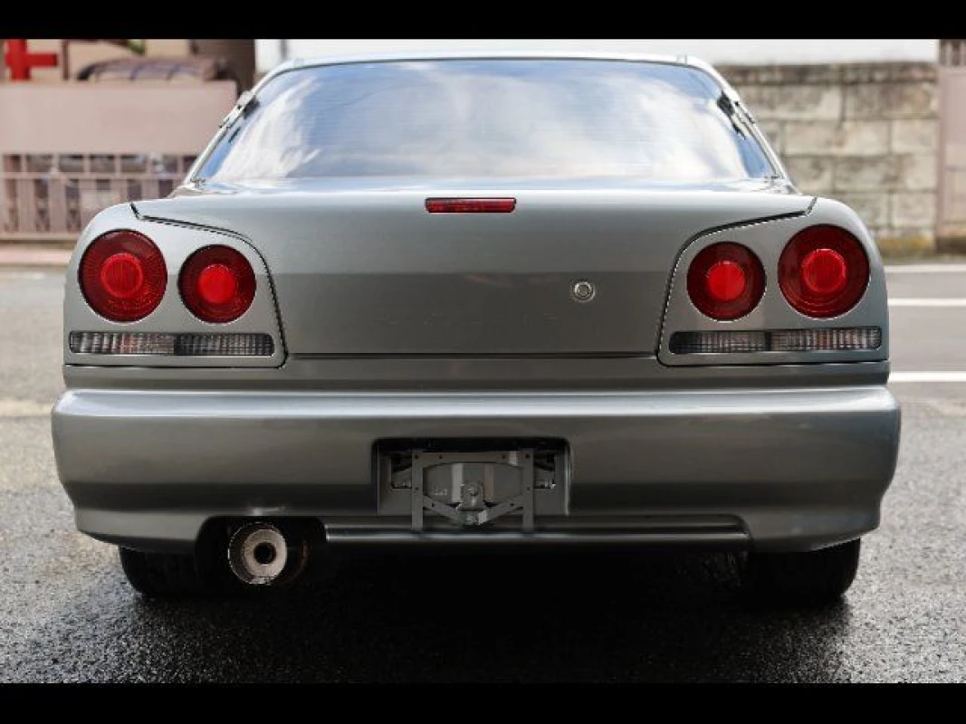 Nissan Nissan  Skyline - View 3