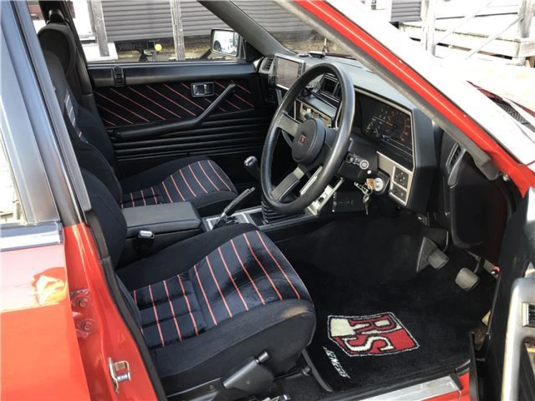 Nissan Skyline 1983 - Thumbnail 19