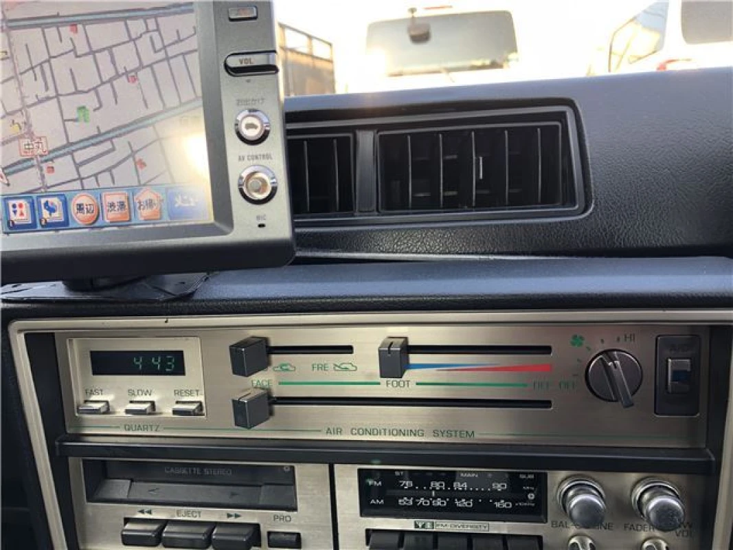 Nissan Skyline 1983 - Thumbnail 39