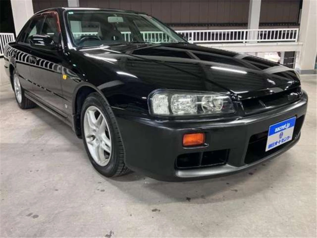 Nissan Nissan Skyline - View 1