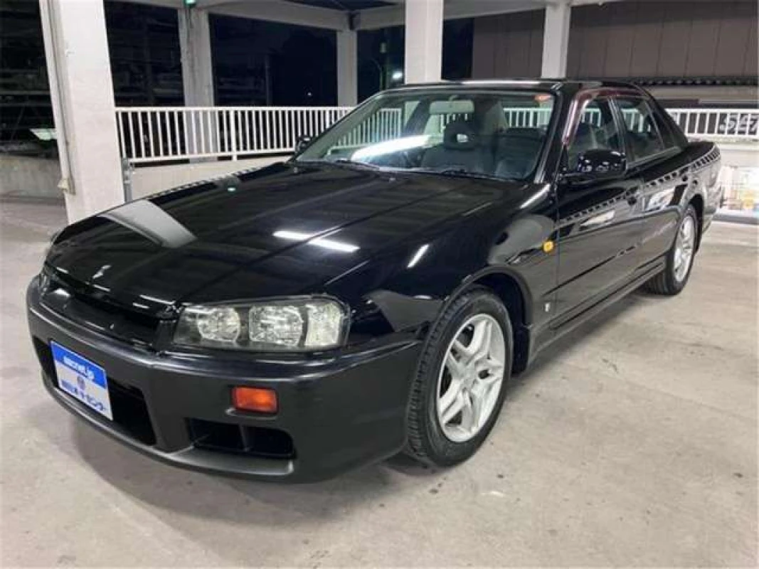 Nissan Skyline 2000 - Thumbnail 11