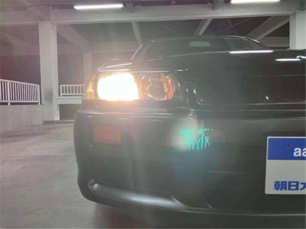 Nissan Skyline 2000 - Thumbnail 14