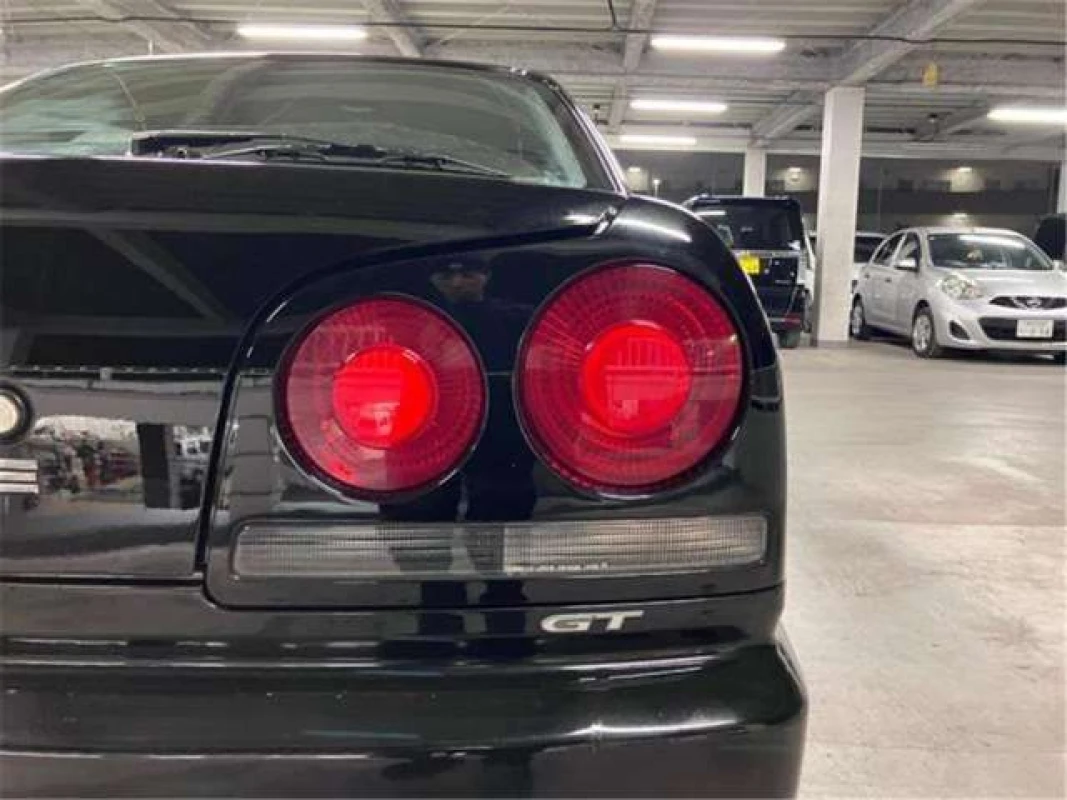 Nissan Skyline 2000 - Thumbnail 15