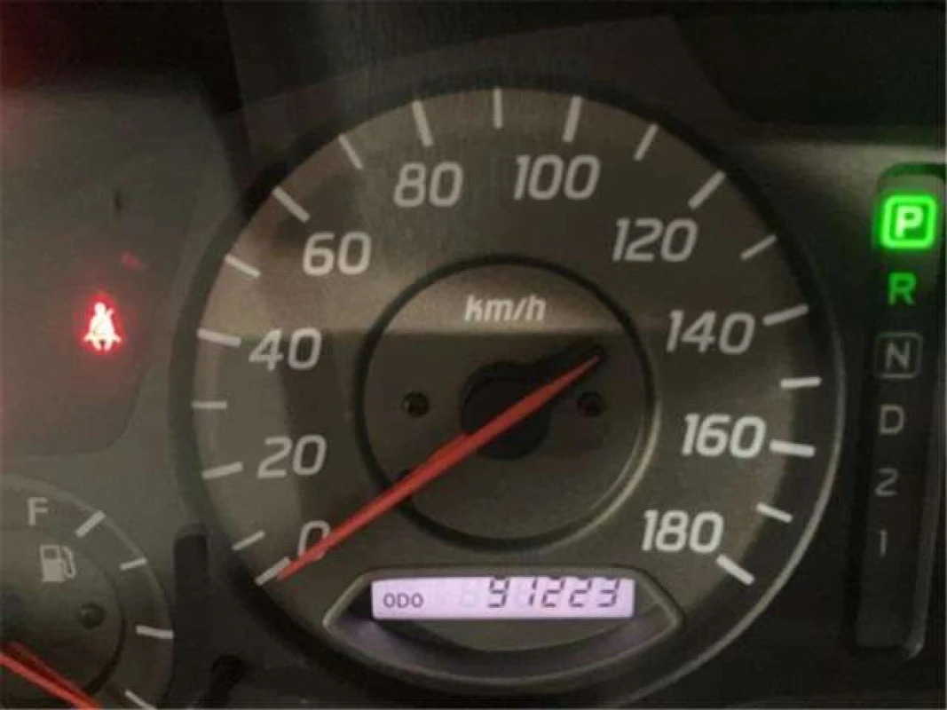 Nissan Skyline 2000 - Thumbnail 25