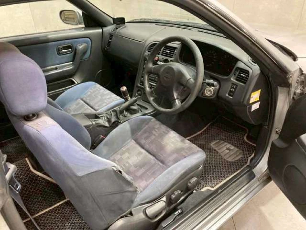 Nissan Skyline 1997 - Thumbnail 10