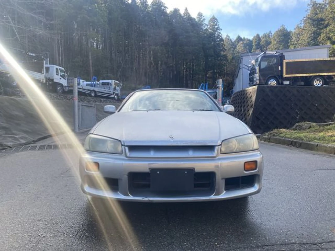 Nissan Skyline 2000 - Thumbnail 8